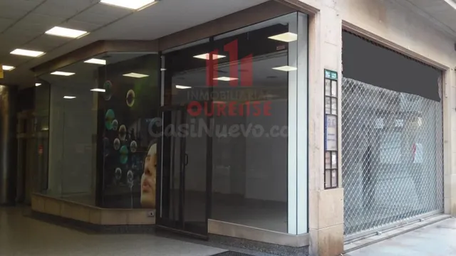 LOCAL EN PRIMERÍSIMA LÍNEA DE ZONA COMERCIAL