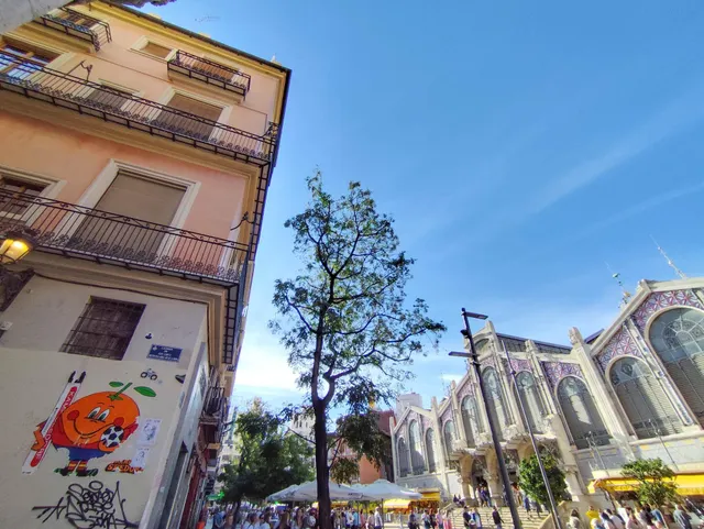 VIVIENDA REFORMADA EN EL CENTRO DE VALENCIA — 24