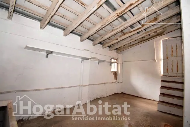 PARA REFORMAR EN EL CENTRO DE TORRENT CON PATIO Y TERRAZA — 23
