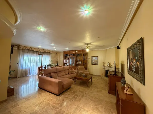 Exclusividad, amplitud y elegancia en una vivienda única — 2