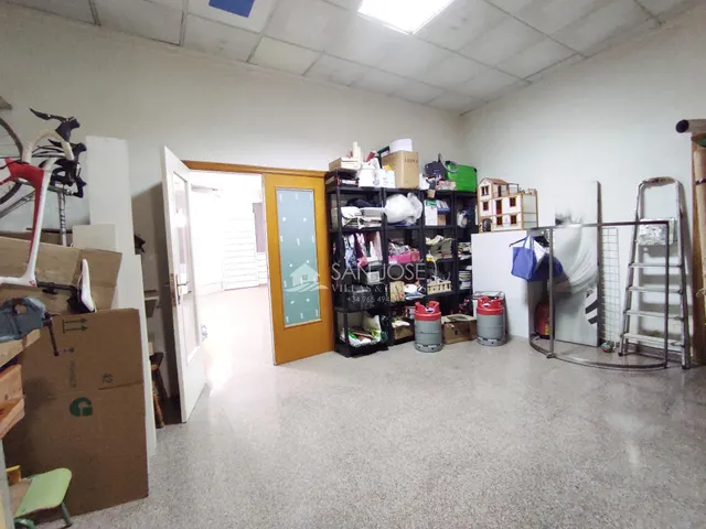 SE ALQUILA LOCAL COMERCIAL MULTIFUNCIONAL CON COCINA, ASEO y HABITACIÓN. — 8