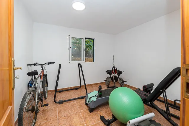 UNIFAMILIAR DE 5 habitaciones CON PISCINA EN SON FERRER (2 viviendas) — 39