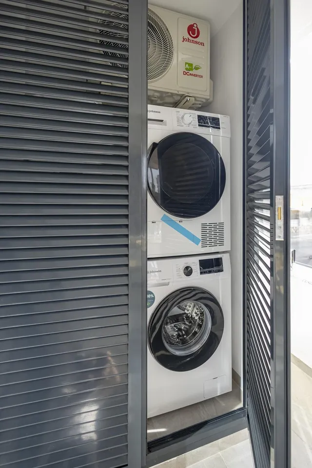 Apartamentos de nueva construcción con piscina comunitaria en Nueva Torrevieja — 16