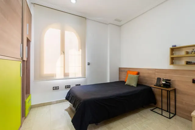 Impresionante villa de 620 metros con piscina, sotano, bodega y GYM!!! — 6