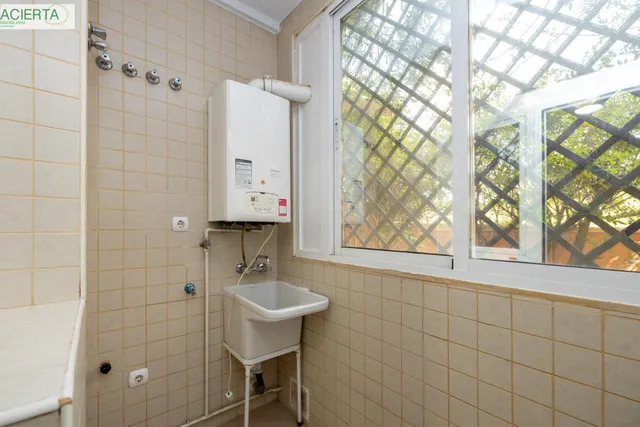 Ponemos a la venta esta preciosa casa en Urbanizacion cerrada, con zonas comunes y piscina comunitaria. — 21