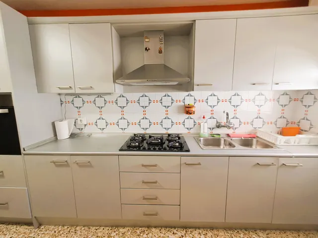 Piso de 3 dormitorios en 1ª linea de Las Delicias con plaza de parking — 11