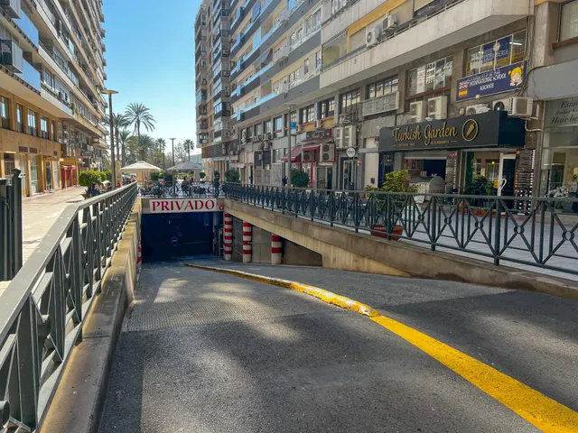 Plaza de Garaje para Coche en Venta en Ensanche Diputación — 7