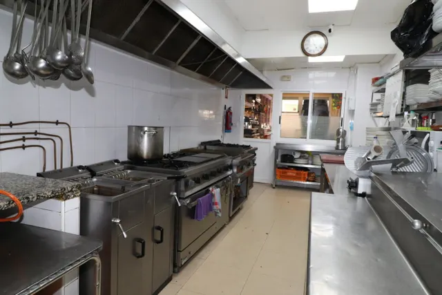EXELENTE OPORTUNIDAD - RESTAURANTE EN TORREVIEJA — 25