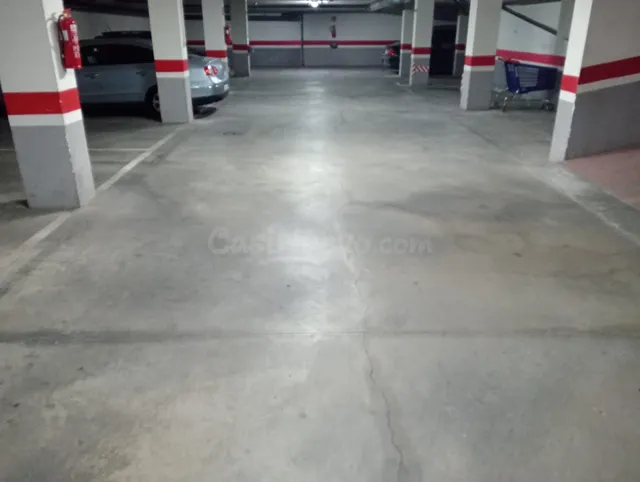 Plaza de garaje en venta en Roquetas de Mar - foto 4