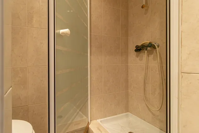Nave en urbanizacion cerrada perfecta para almacen y venta — 7