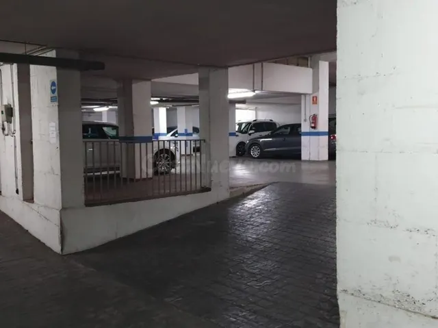 EN VENTA GARAJE EN CÁCERES - foto 5