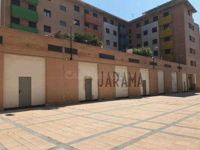 Local comercial en venta en zona Instituto - foto 2