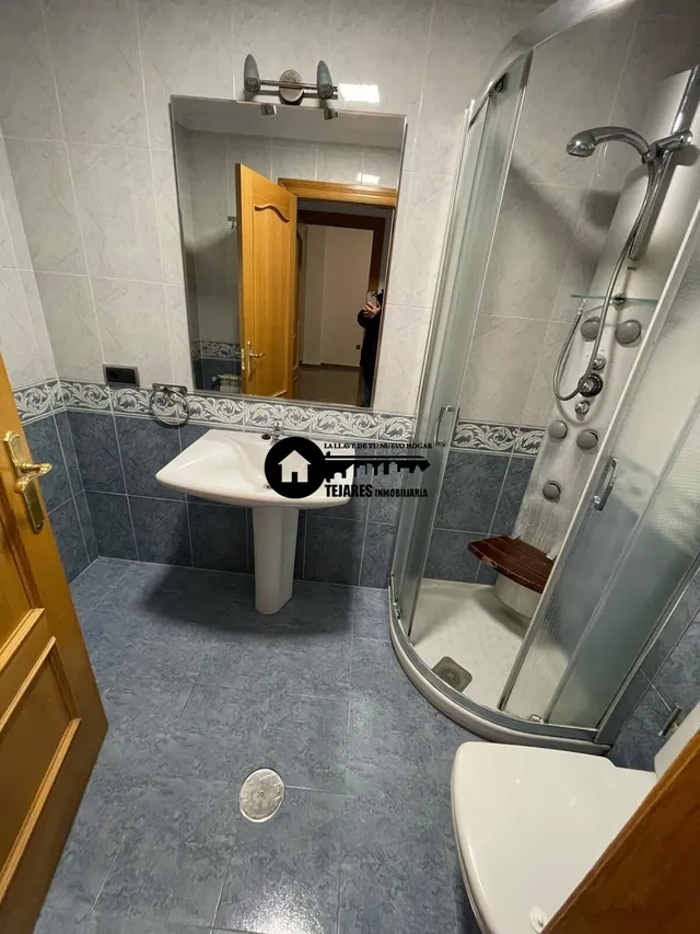 INMOBILIARIA TEJARES ALQUILA PISO ZONA CENTRO-TEJARES — 15