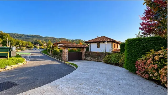 Calidad, privacidad y encanto a un paso del cantábrico.- — 30