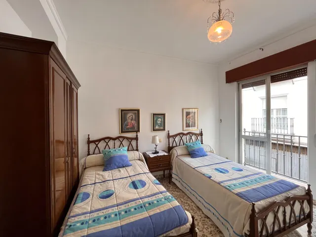 Venta de casa en Antequera en zona centro. — 15