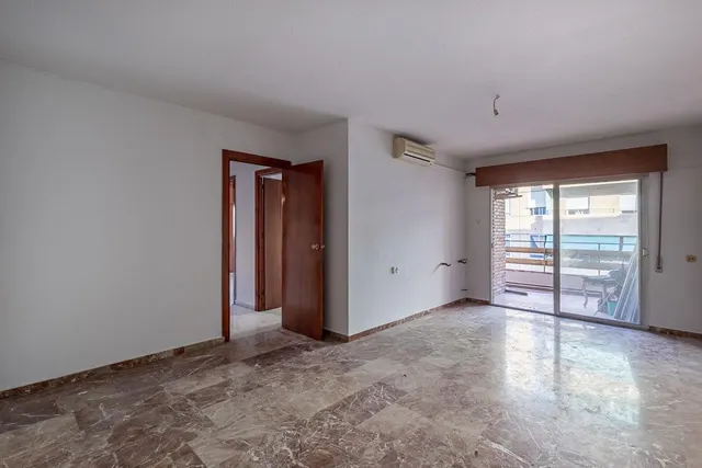 GRAN PISO EN CARRETERA DE MÁLAGA — 16