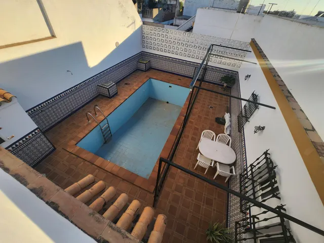 IMPRESIONANTE CASA EN CENTRO DE ALCALA DE UNA SOLA PLANTA CON LOCAL COMERCIAL Y GARAJE. — 3