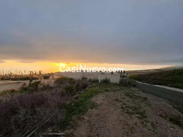 Venta de Terreno rústico agrario con invernadero de 5.747 m2 - foto 5
