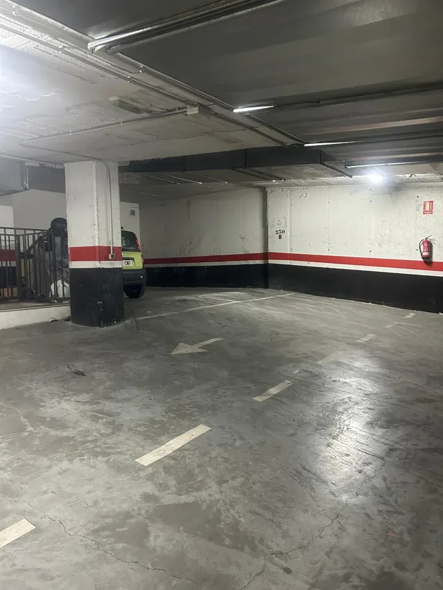 Plaza de garaje – Residencial Campus de la Salud. — 7
