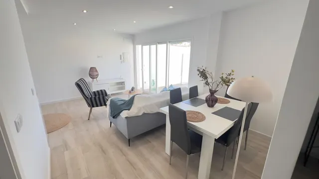 Estupendo Bungalow Planta Baja  con piscina Privada — 9