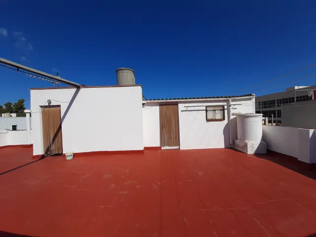 CASA MUY GRANDE Y ESPACIOSA EN VENTA!! — 18