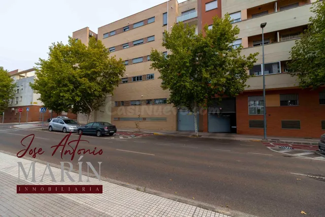 PLAZA DE GARAJE EN VENTA EN RONDA SUR!!! - foto 4
