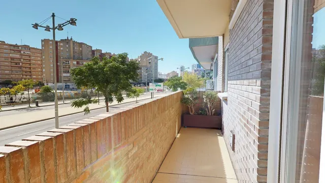 Piso con 2 terrazas y 3 dormitorios junto a la Aljafería, Zaragoza — 5