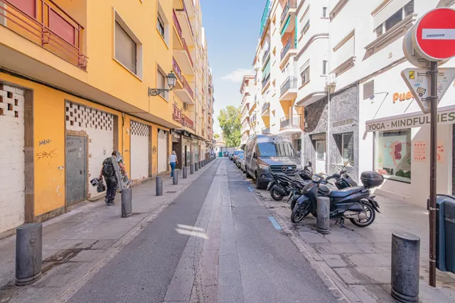 Local en pleno centro de Granada — 22