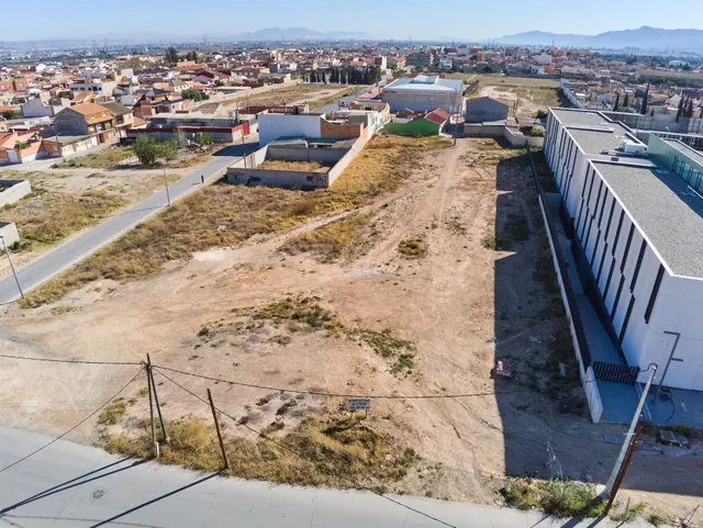 Terreno Urbano en Sangonera la Verde: Ideal para Residencia 