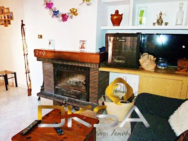 160 m2, terraza, chimenea y estancias de las que ya cuesta encontrar — 7