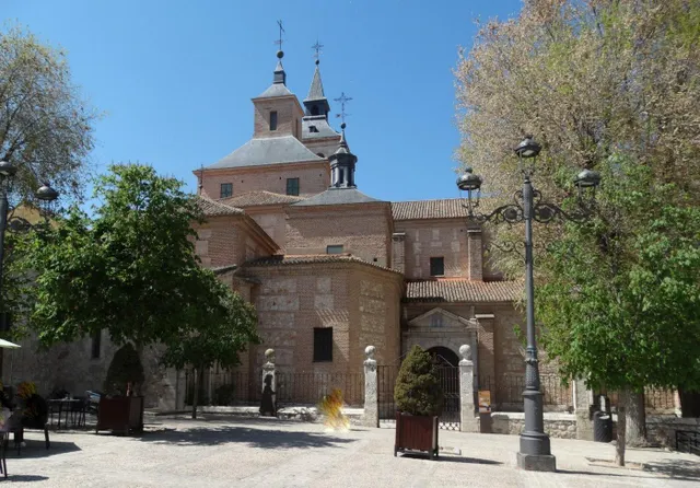 ¡¡ Para quienes buscan una vivienda fuera de lo común en el centro de Arganda !! — 42