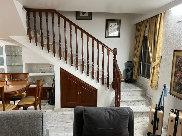 Chalet 4 habitaciones 238m² en venta - Marbella — 3