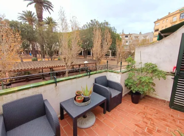 Encanto y comodidad en el corazón de Palafrugell. Una casa a - foto 2