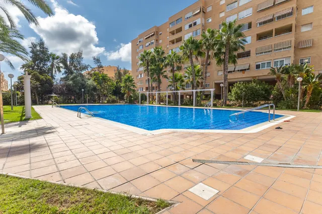 Vivienda amplia en Residencial Isla Tabarca — 27