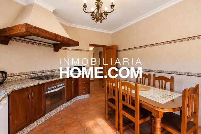 Villa independiente en una sola planta con piscina privada, jardín y licencia turística en Alhaurín de la Torre — 20