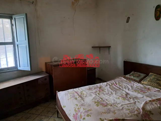 INTERESANTE CASA PARA REFORMAR EN ASPE — 2