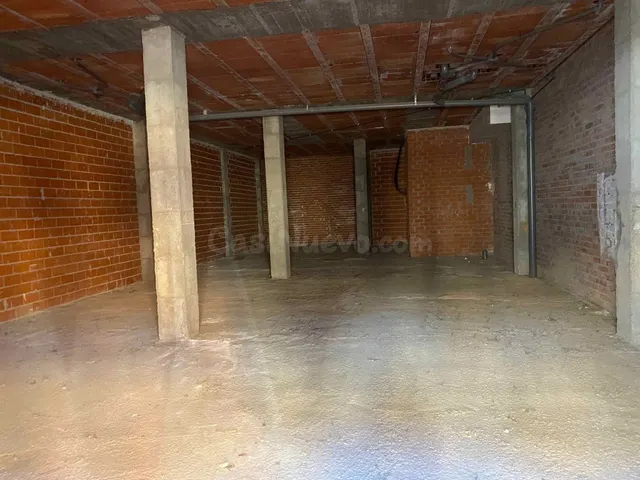 Local comercial en Venta en Sahagun León