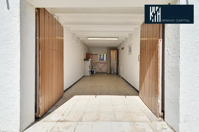 APARTAMENTO EN LA ESCALA — 31