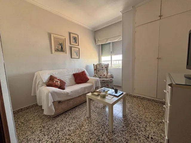Se vende piso amplio y luminoso en el centro — 19