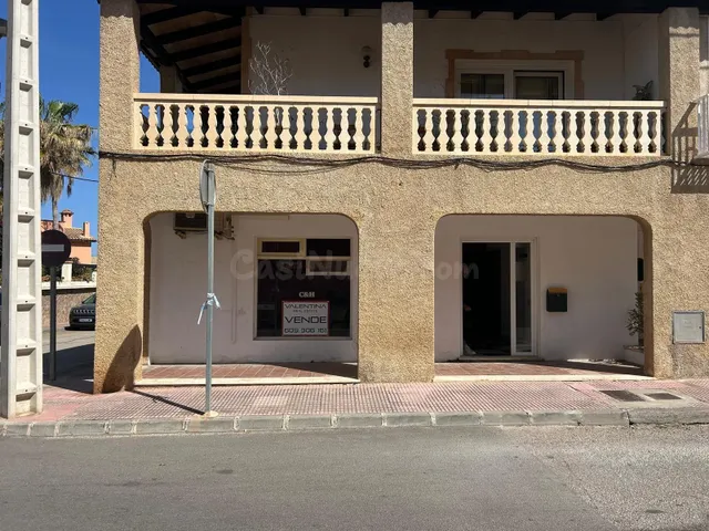 LOCAL COMERCIAL EN COLONIA DE SANT PERE - foto 2