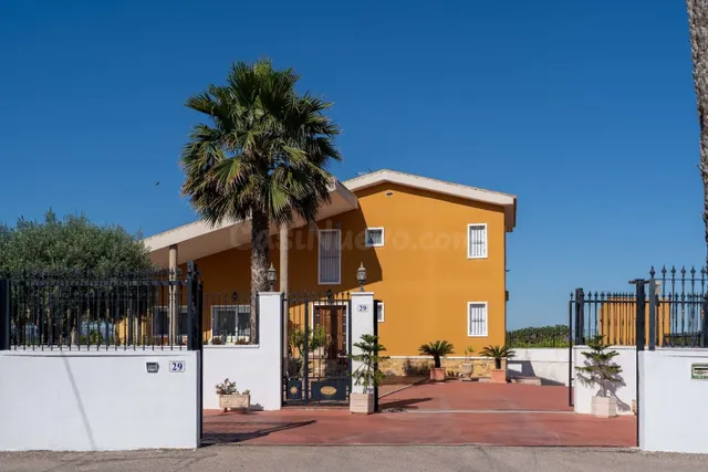 Villa 5 habitaciones 495m² en venta - Zona Centro - foto 3