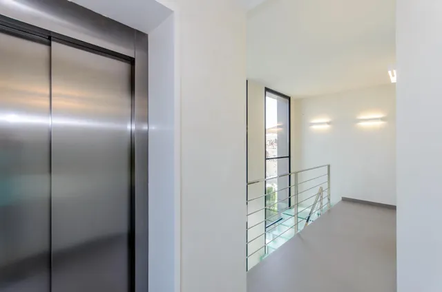 VILLA CON PISCINA PRIVADA — 43