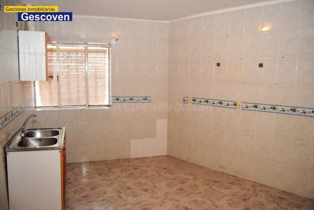 VIVIENDA CÉNTRICA CON AMPLIAS POSIBILIDADES - foto 4