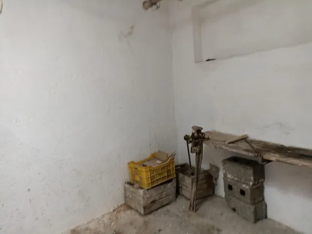 Casa en canjayar zona plaza del ayuntamiento de siete habitaciones trea baños para reformar — 32