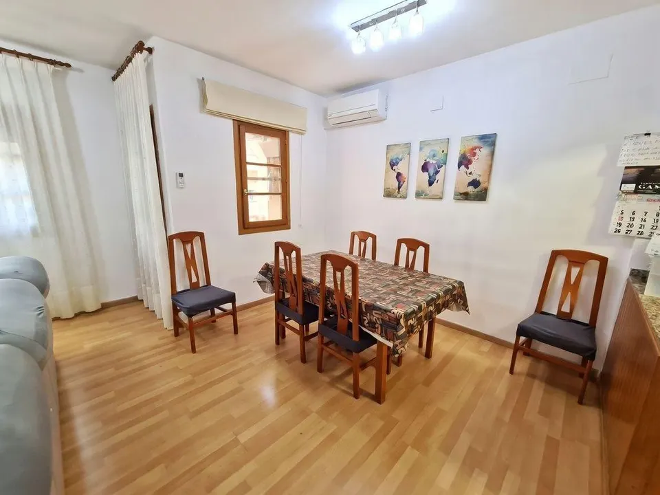 Raval de crist (Roquetes) - espectacular dúplex con 3 dormitorios y parking