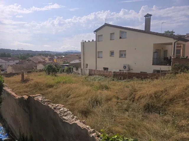 Solar muy céntrico ideal para edificar tres pisos i pk - foto 4
