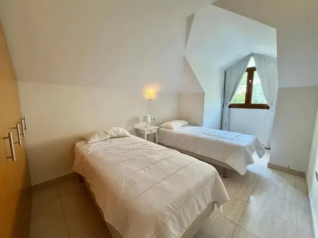 MAGNIFICO ATICO 3 DORMITORIOS CON VISTAS EN BENALMADENA — 16