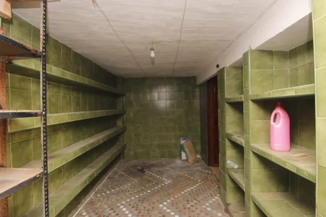 PLANTA BAJA , 350 METROS , PATIO AMPLIO , GRAN OPORTUNIDAD — 6