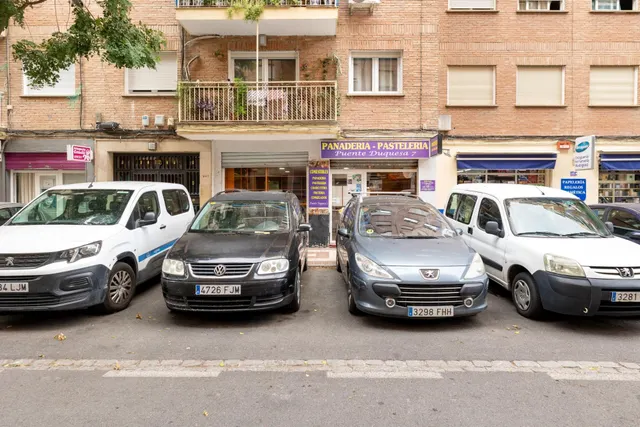 LOCAL COMERCIAL EN EL CHARCÓN — 5