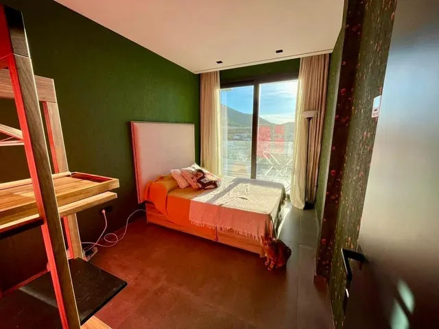 Vendemos una Elegante y Moderna Villa con Impresionantes Vistas al Mar — 9